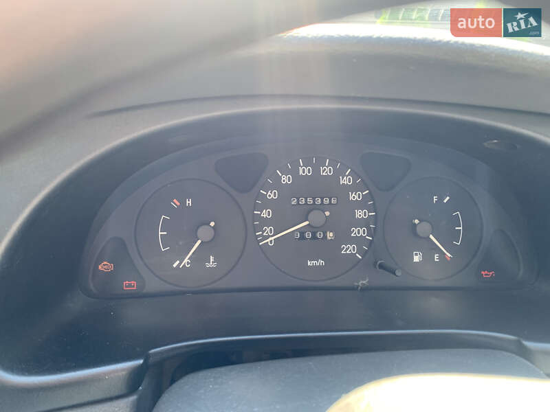 Седан Daewoo Sens 2005 в Звягелі