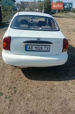 Седан Daewoo Sens 2013 в 