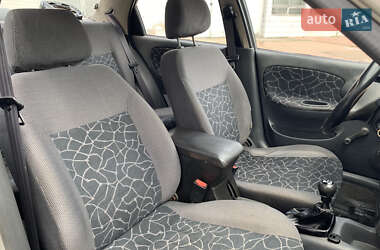 Седан Daewoo Sens 2004 в 