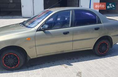 Седан Daewoo Sens 2004 в Кременце