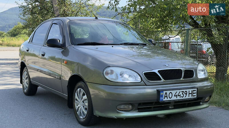 Седан Daewoo Sens 2005 в Хусте