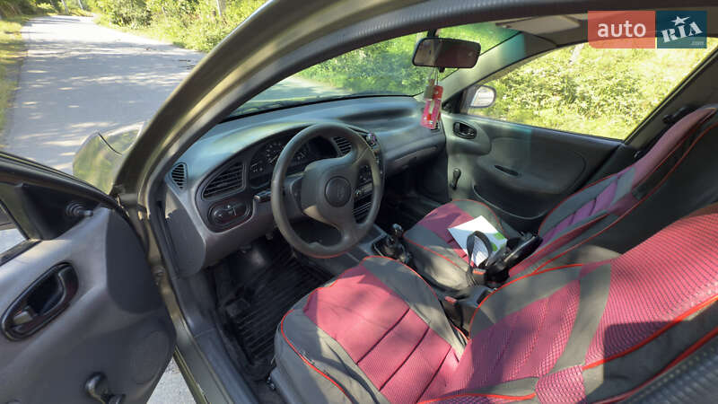Седан Daewoo Sens 2005 в Хусте