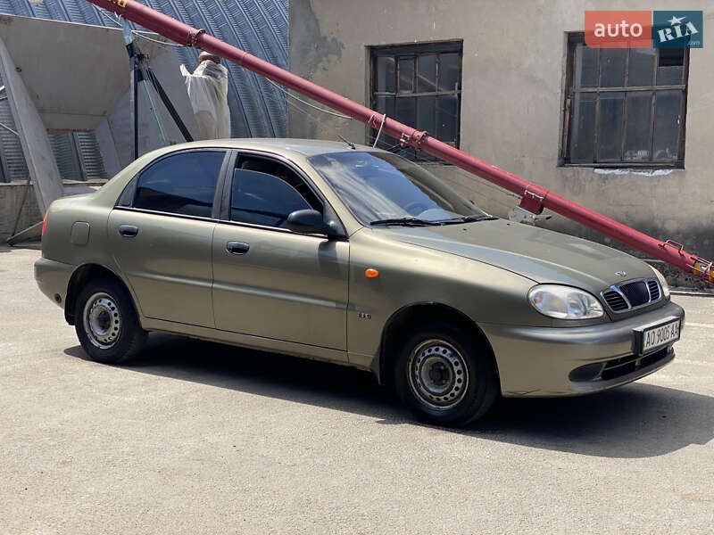 Седан Daewoo Sens 2004 в Ужгороде