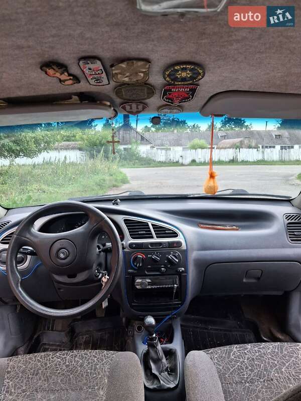 Седан Daewoo Sens 2011 в Старой Синяве