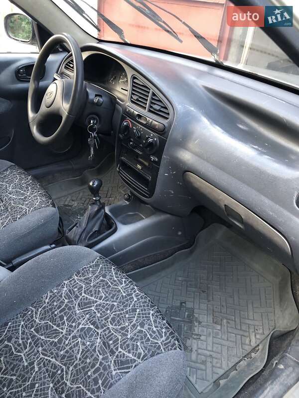 Седан Daewoo Sens 2005 в Харькове