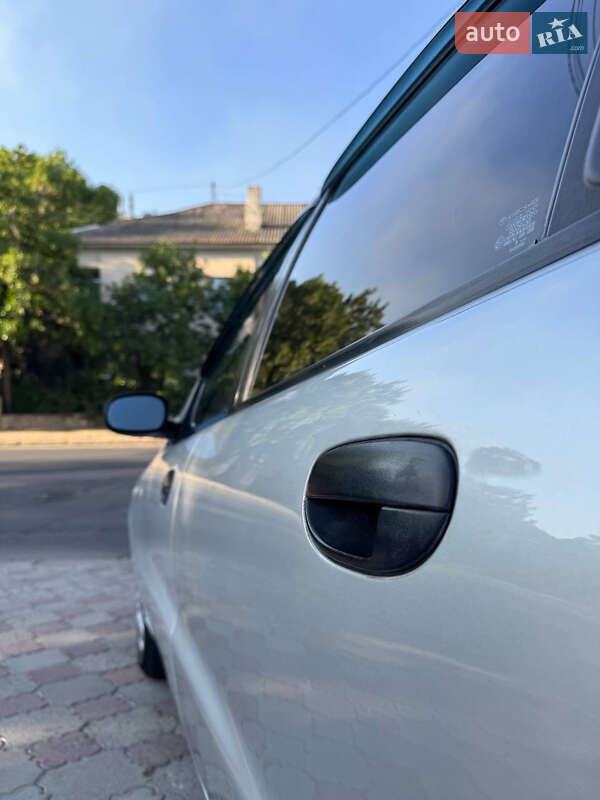 Седан Daewoo Sens 2004 в Николаеве