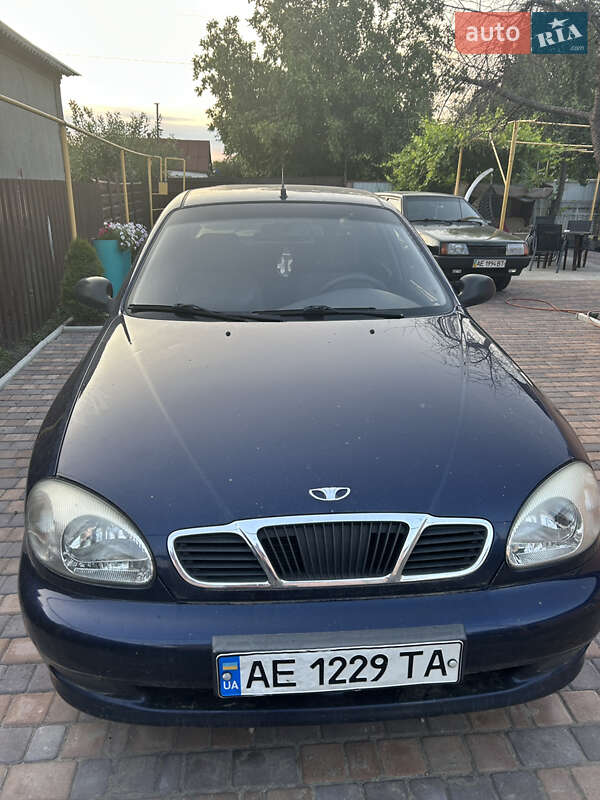 Седан Daewoo Sens 2003 в Днепре