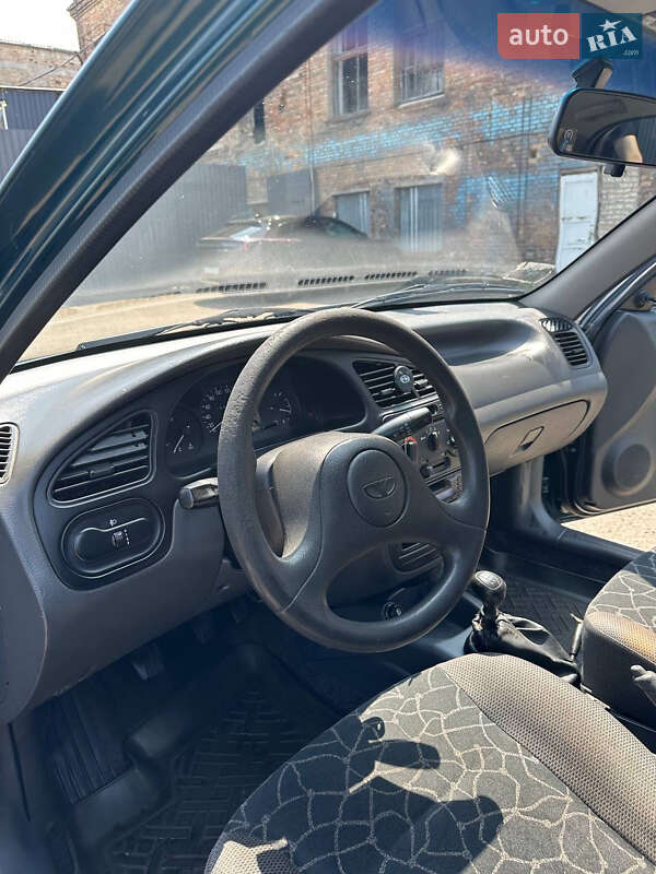 Седан Daewoo Sens 2003 в Киеве
