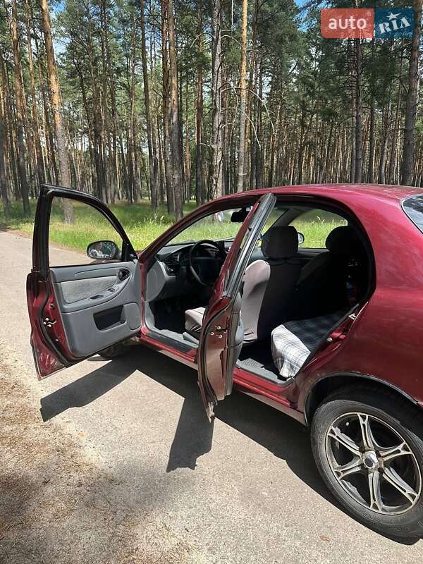 Седан Daewoo Sens 2009 в Чернигове
