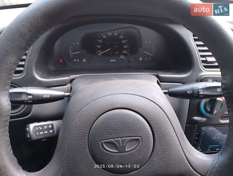 Седан Daewoo Sens 2004 в Иршаве