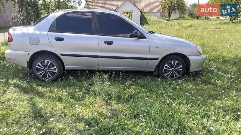 Седан Daewoo Sens 2005 в Краснокутске