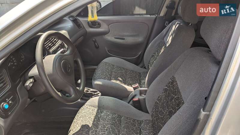 Седан Daewoo Sens 2005 в Краснокутске