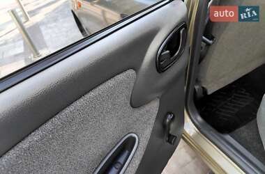 Седан Daewoo Sens 2004 в 