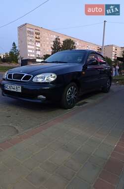 Седан Daewoo Sens 2012 в Нововолынске