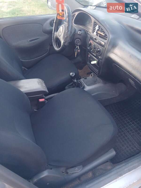 Седан Daewoo Sens 2005 в Чернигове