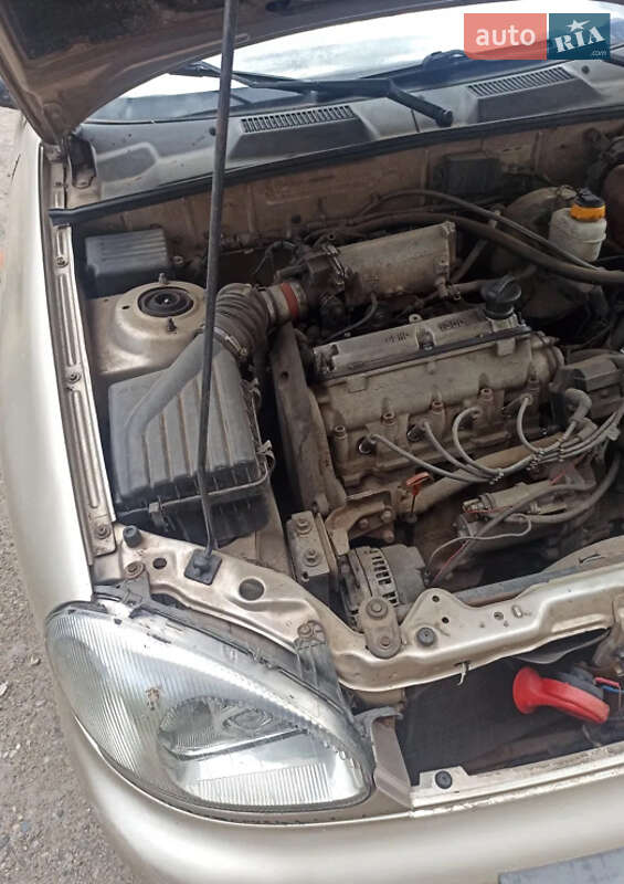 Седан Daewoo Sens 2004 в Кривому Розі