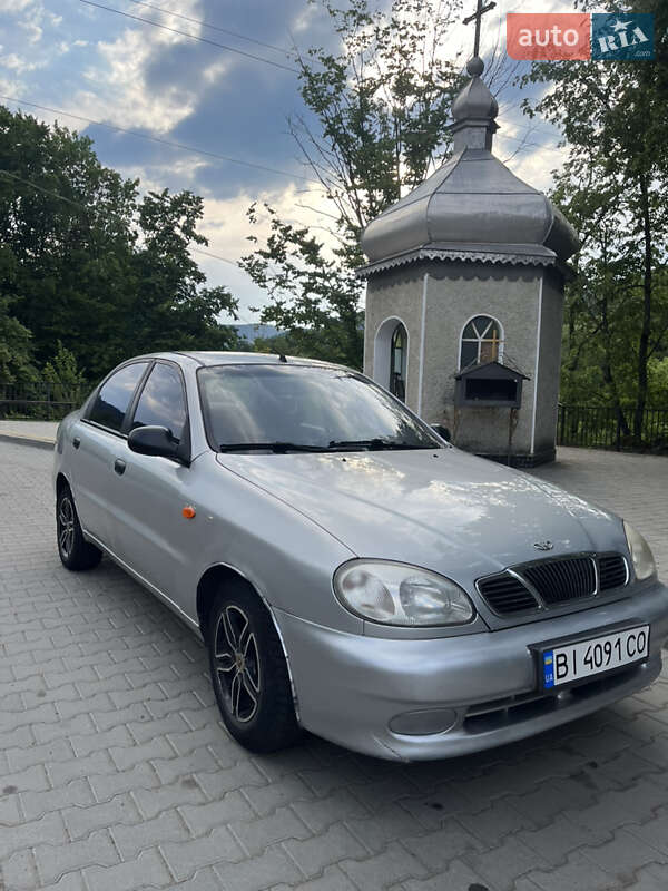 Седан Daewoo Sens 2005 в Косові