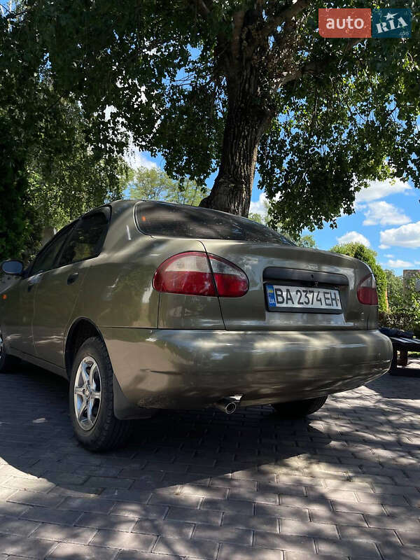 Седан Daewoo Sens 2005 в Кропивницком