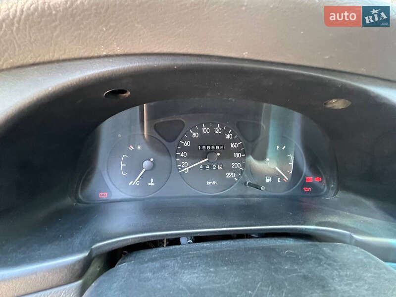 Седан Daewoo Sens 2005 в Кропивницком