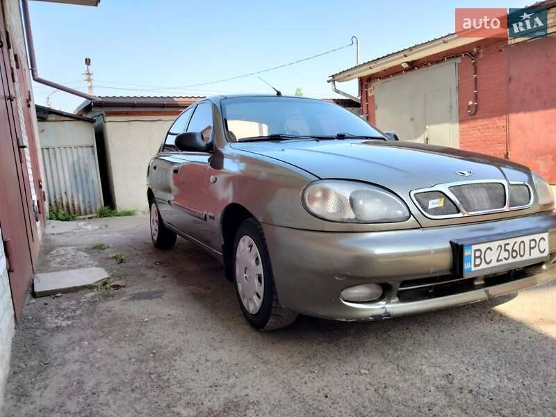 Седан Daewoo Sens 2003 в Львове