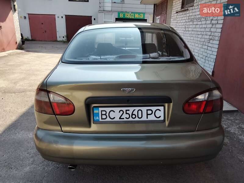 Седан Daewoo Sens 2003 в Львове