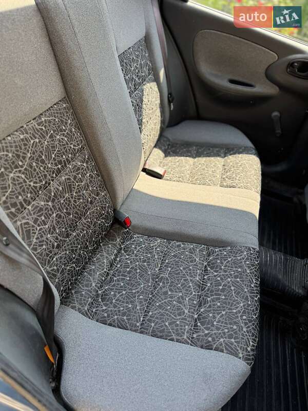 Седан Daewoo Sens 2008 в Хусті