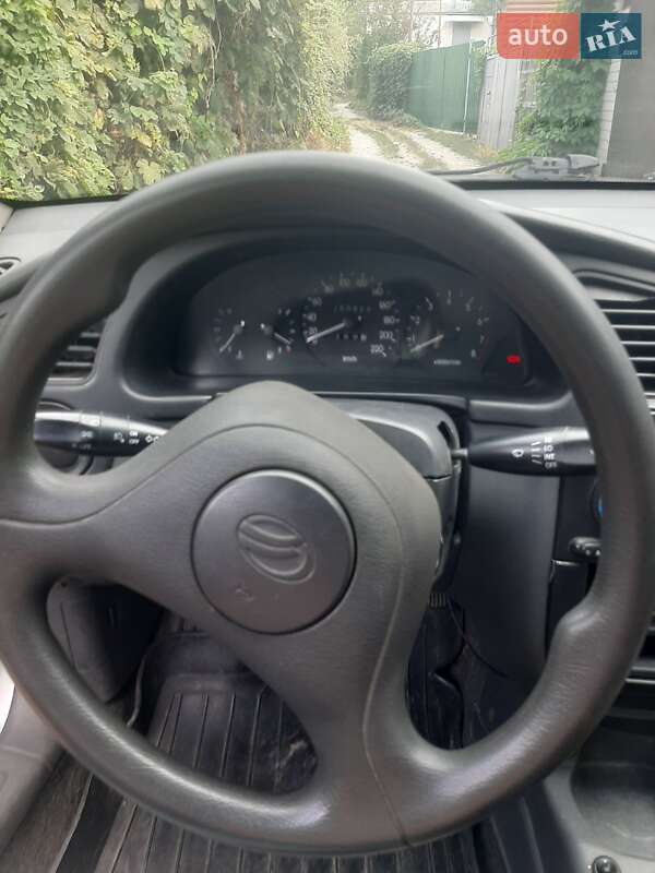 Седан Daewoo Sens 2014 в Синельниково