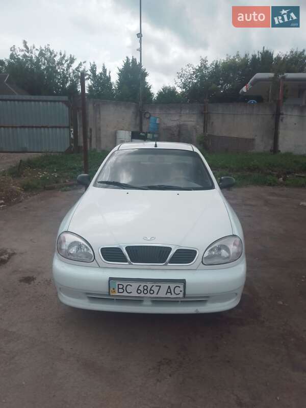 Седан Daewoo Sens 2004 в Бориславе