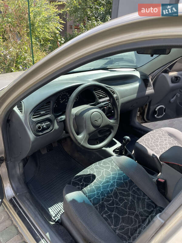 Седан Daewoo Sens 2004 в Полтаві