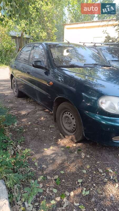 Седан Daewoo Sens 2004 в Славянске