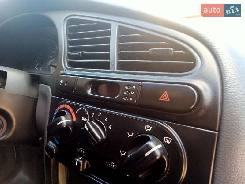 Седан Daewoo Sens 2003 в Києві