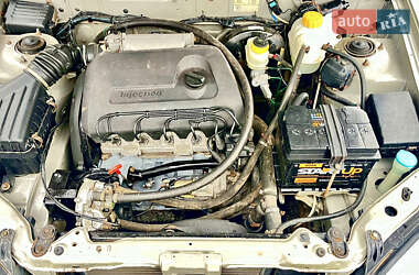 Седан Daewoo Sens 2003 в 