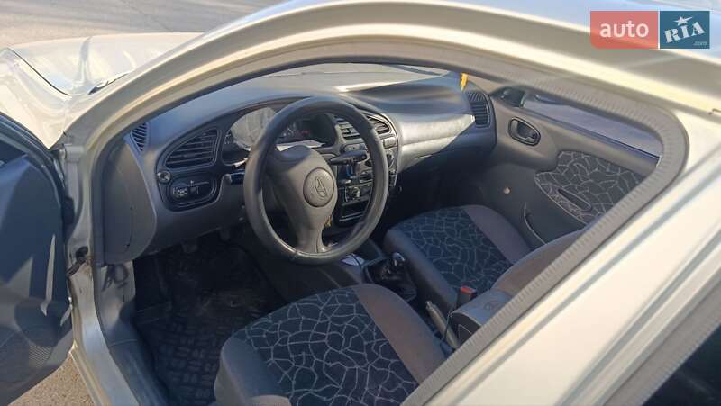 Седан Daewoo Sens 2003 в Киеве