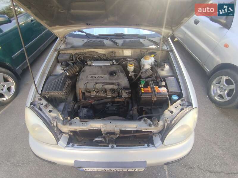 Седан Daewoo Sens 2003 в Киеве