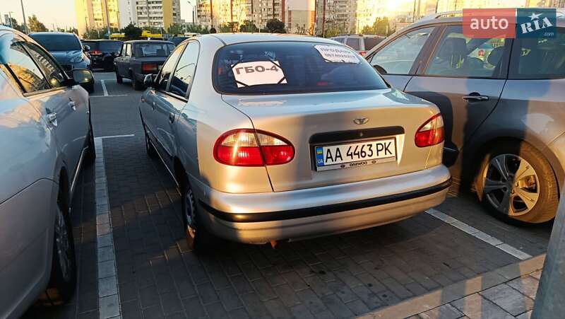 Седан Daewoo Sens 2003 в Киеве