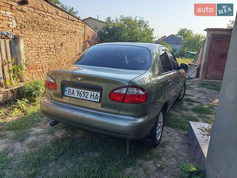 Седан Daewoo Sens 2005 в Кропивницком