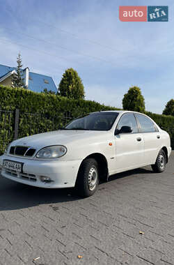 Седан Daewoo Sens 2003 в Долині