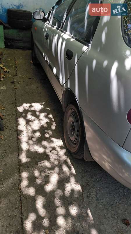 Седан Daewoo Sens 2004 в Запоріжжі