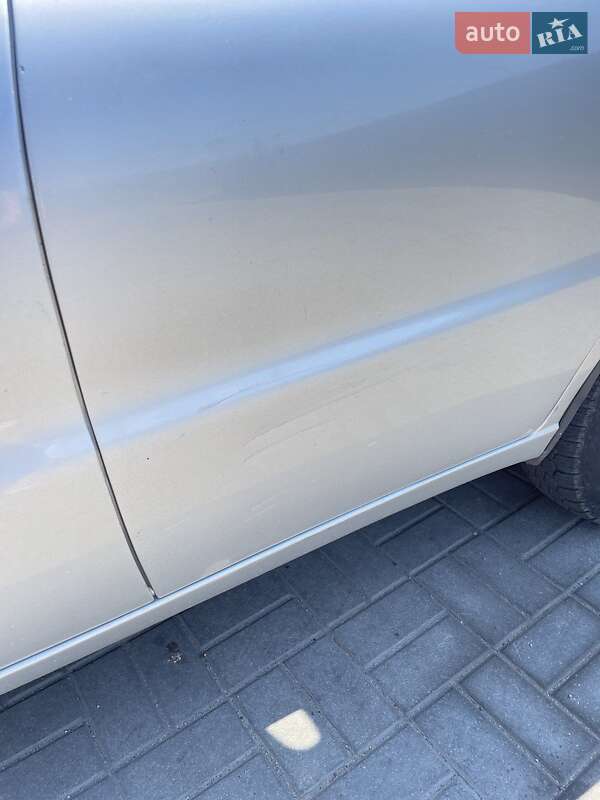 Седан Daewoo Sens 2003 в Дніпрі