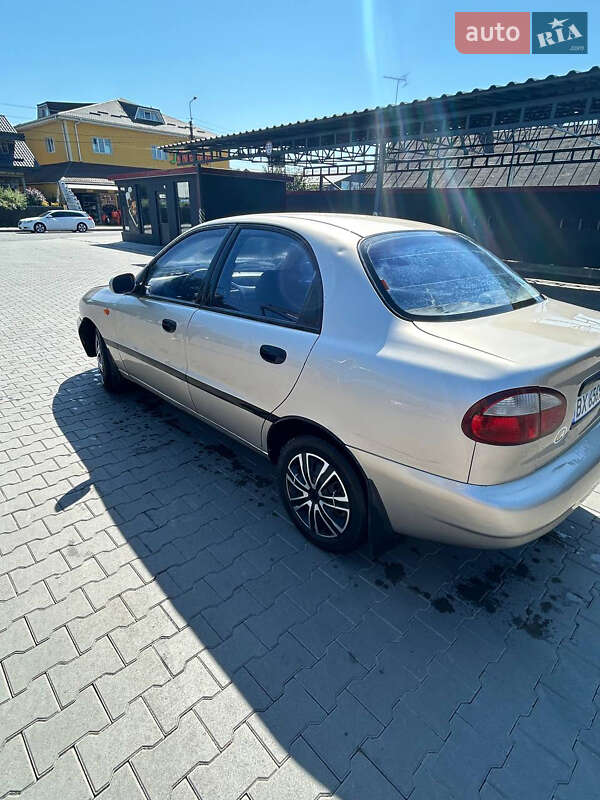 Седан Daewoo Sens 2004 в Полонном