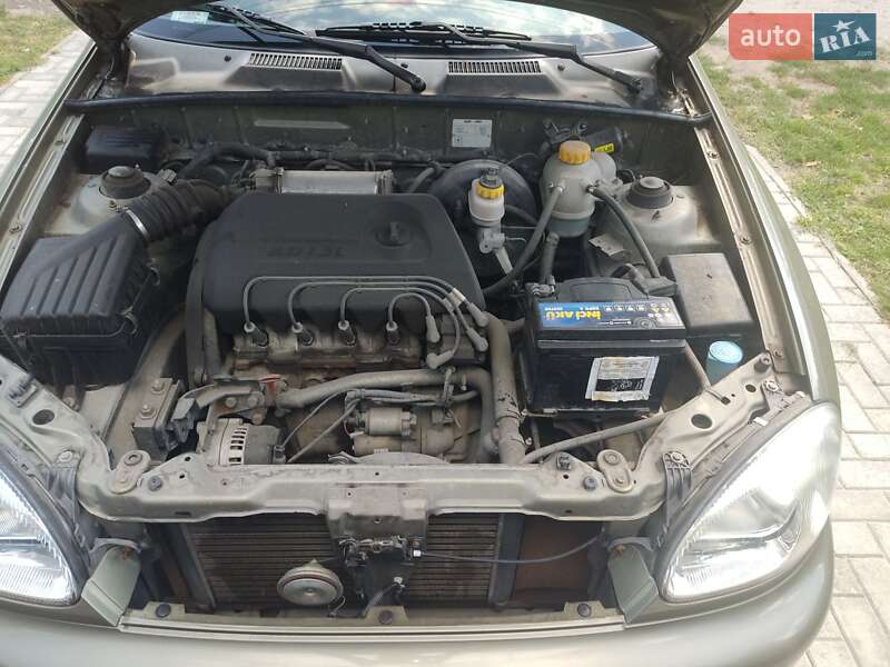 Седан Daewoo Sens 2003 в Дніпрі