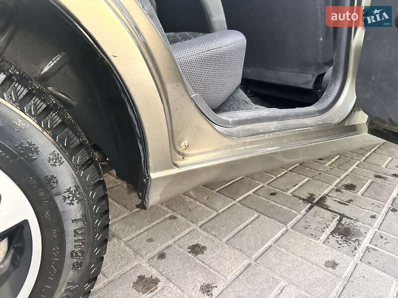 Седан Daewoo Sens 2004 в Кам'янському