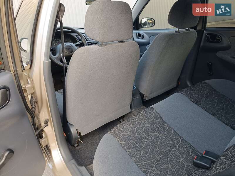 Седан Daewoo Sens 2007 в Ніжині