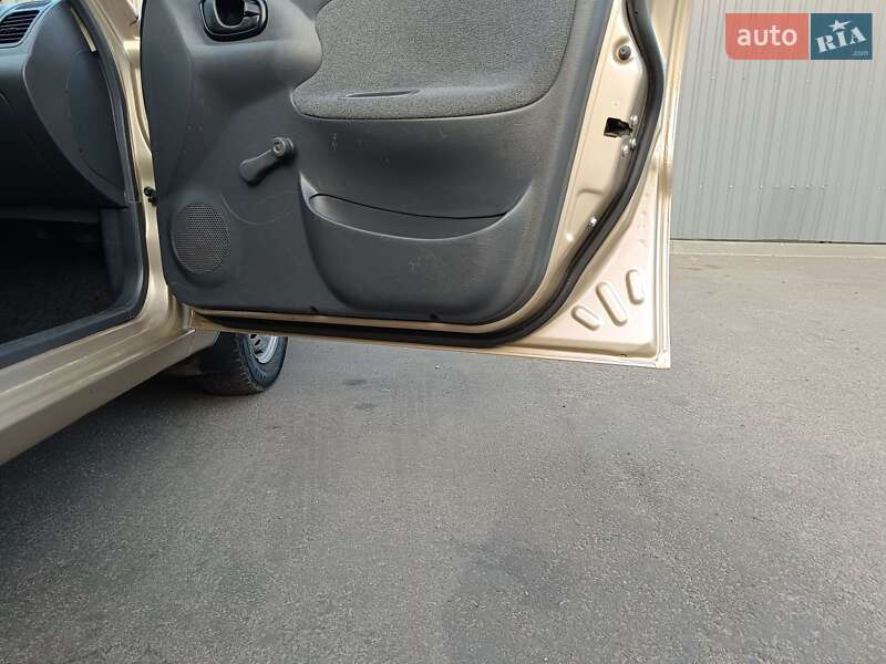 Седан Daewoo Sens 2007 в Ніжині