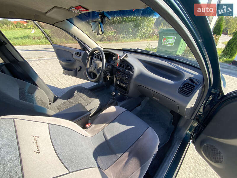 Седан Daewoo Sens 2004 в Львове