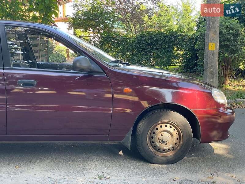 Седан Daewoo Sens 2010 в Киеве