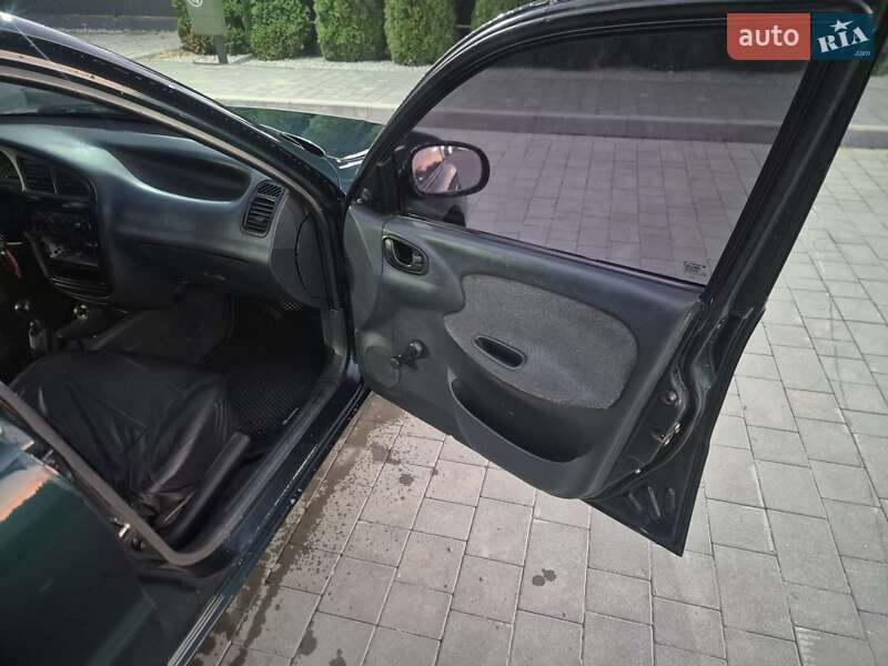 Седан Daewoo Sens 2004 в Каменец-Подольском