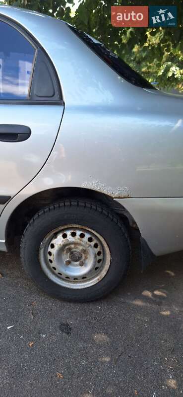 Седан Daewoo Sens 2003 в Киеве