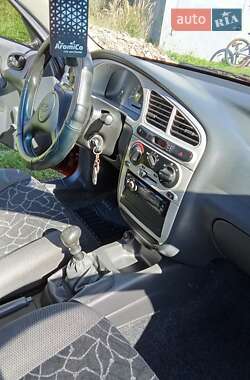 Седан Daewoo Sens 2003 в Дрогобичі