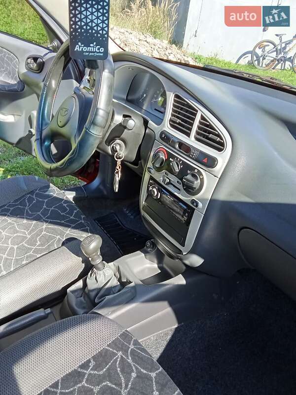 Седан Daewoo Sens 2003 в 
